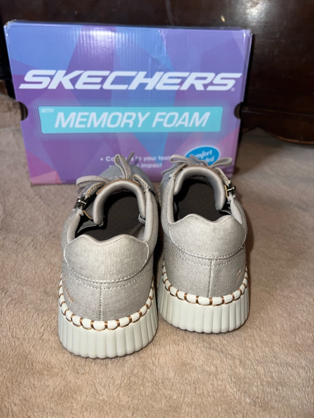 Skechers Wilshire Blvd Zip Stride Sneaker in Taupe - Picture 4 of 6